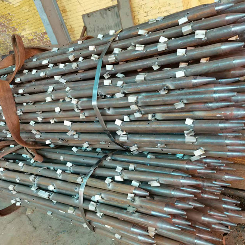 新建土钉倒刺小导管